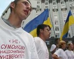 молодь Донбасу, Слобожанщини, Криму та інших південних та східних регіонів схиляється до патріотичних ідей